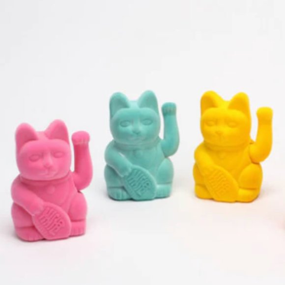 Maneki Neko Happy Lucky Waving Cat ONE HUNDRED 80 DEGREES (Set of 3) - Picture 1 of 5